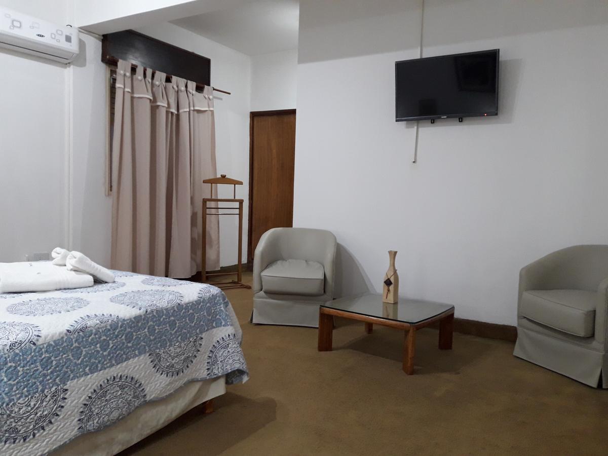 Iberia Hotel Olascoaga Neuquén Extérieur photo