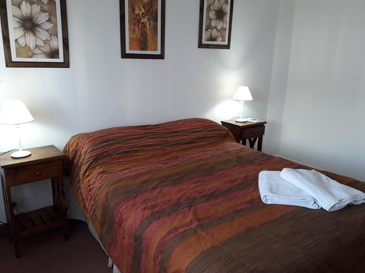 Iberia Hotel Olascoaga Neuquén Extérieur photo